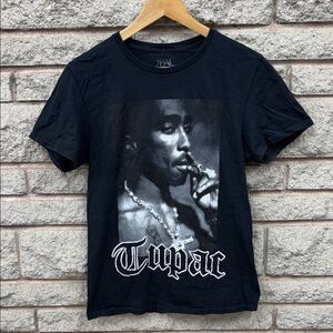 2Pac Graphic Tee in Black